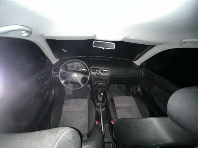 Сірий Фольксваген Гольф, об'ємом двигуна 1.4 л та пробігом 218 тис. км за 3800 $, фото 7 на Automoto.ua