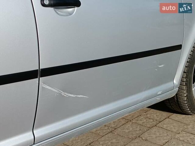 Серый Фольксваген Гольф, объемом двигателя 1.39 л и пробегом 191 тыс. км за 3700 $, фото 9 на Automoto.ua