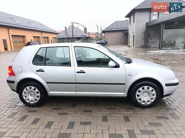 Серый Фольксваген Гольф, объемом двигателя 1.39 л и пробегом 190 тыс. км за 4500 $, фото 2 на Automoto.ua