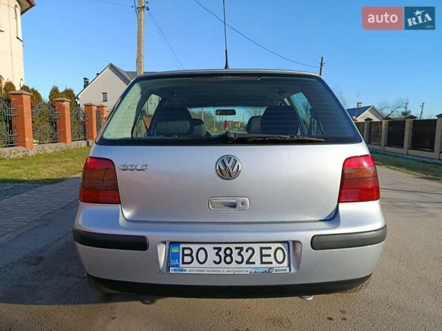 Серый Фольксваген Гольф, объемом двигателя 1.39 л и пробегом 238 тыс. км за 4150 $, фото 7 на Automoto.ua