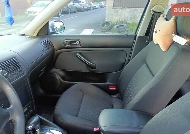 Фольксваген Гольф 2002 у Вінниці на Automoto.ua Сірий Фольксваген Гольф, об'ємом двигуна 1.6 л та пробігом 171 тис. км за 4000 $, фото 4 на Automoto.ua