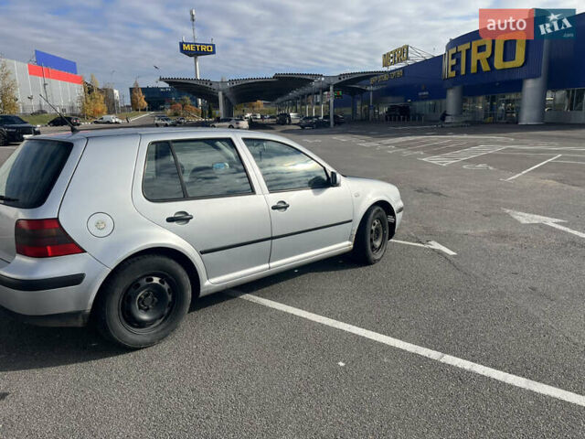 Сірий Фольксваген Гольф, об'ємом двигуна 1.39 л та пробігом 250 тис. км за 3950 $, фото 5 на Automoto.ua