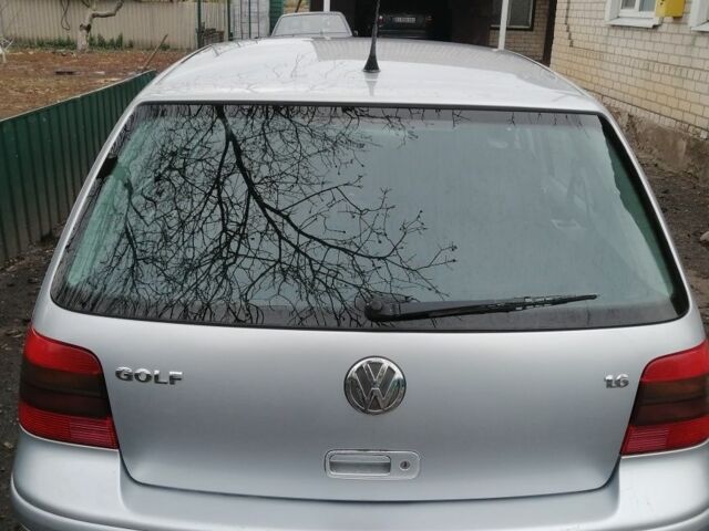 Серый Фольксваген Гольф, объемом двигателя 1.6 л и пробегом 238 тыс. км за 4043 $, фото 13 на Automoto.ua