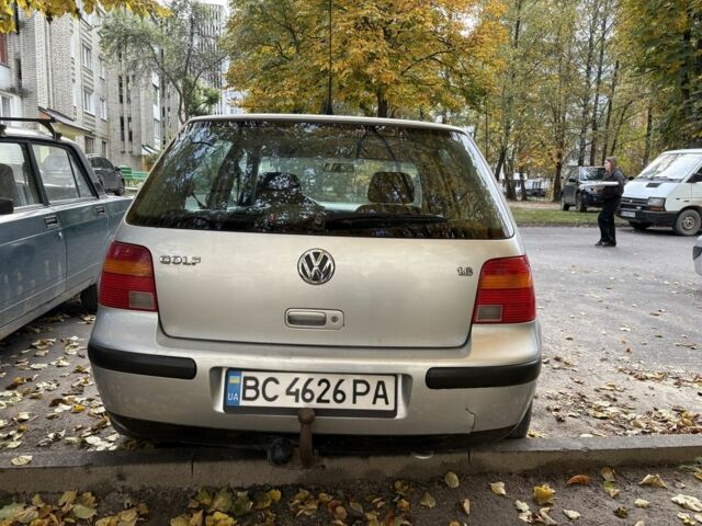 Серый Фольксваген Гольф, объемом двигателя 1.6 л и пробегом 112 тыс. км за 3500 $, фото 2 на Automoto.ua