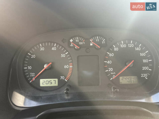 Сірий Фольксваген Гольф, об'ємом двигуна 1.39 л та пробігом 250 тис. км за 3950 $, фото 17 на Automoto.ua