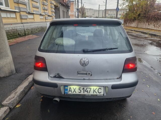 Серый Фольксваген Гольф, объемом двигателя 1.9 л и пробегом 337 тыс. км за 3000 $, фото 2 на Automoto.ua