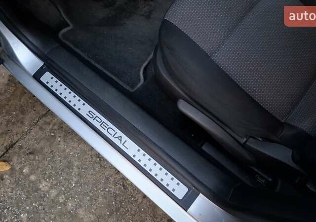 Серый Фольксваген Гольф, объемом двигателя 1.6 л и пробегом 194 тыс. км за 4800 $, фото 35 на Automoto.ua