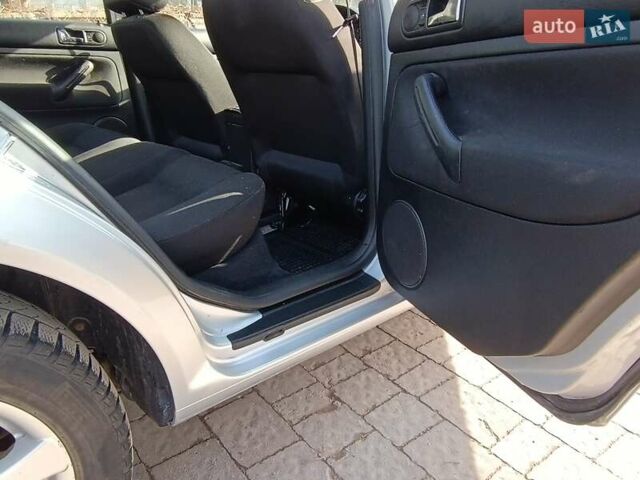 Серый Фольксваген Гольф, объемом двигателя 1.39 л и пробегом 191 тыс. км за 3700 $, фото 24 на Automoto.ua