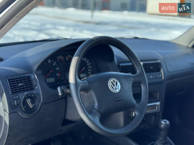 Сірий Фольксваген Гольф, об'ємом двигуна 1.6 л та пробігом 150 тис. км за 4900 $, фото 24 на Automoto.ua