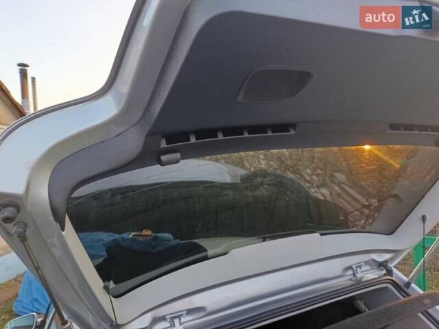 Серый Фольксваген Гольф, объемом двигателя 1.6 л и пробегом 177 тыс. км за 5000 $, фото 34 на Automoto.ua