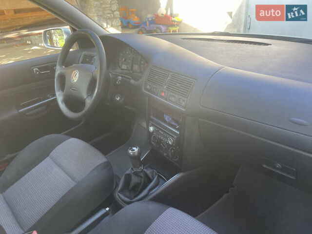 Сірий Фольксваген Гольф, об'ємом двигуна 1.39 л та пробігом 264 тис. км за 4150 $, фото 16 на Automoto.ua