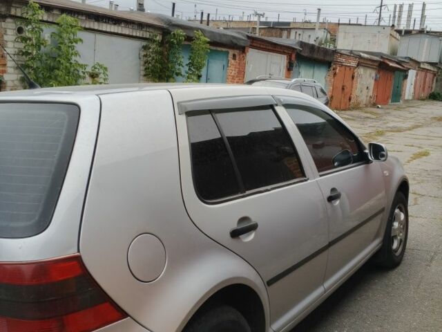 Серый Фольксваген Гольф, объемом двигателя 1.9 л и пробегом 310 тыс. км за 4500 $, фото 8 на Automoto.ua