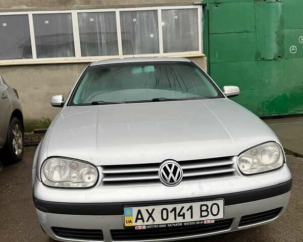 Серый Фольксваген Гольф, объемом двигателя 1.39 л и пробегом 183 тыс. км за 3750 $, фото 1 на Automoto.ua