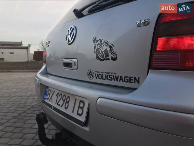 Серый Фольксваген Гольф, объемом двигателя 1.6 л и пробегом 240 тыс. км за 4599 $, фото 37 на Automoto.ua