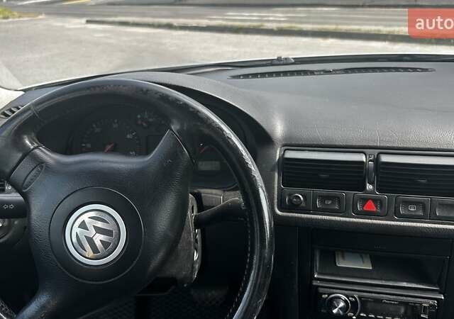 Серый Фольксваген Гольф, объемом двигателя 1.9 л и пробегом 233 тыс. км за 5150 $, фото 17 на Automoto.ua