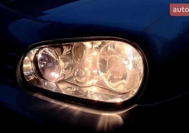 Серый Фольксваген Гольф, объемом двигателя 1.6 л и пробегом 194 тыс. км за 4800 $, фото 15 на Automoto.ua