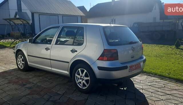 Серый Фольксваген Гольф, объемом двигателя 1.6 л и пробегом 208 тыс. км за 4850 $, фото 6 на Automoto.ua