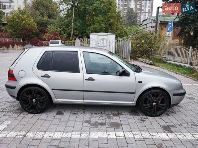 Серый Фольксваген Гольф, объемом двигателя 1.6 л и пробегом 266 тыс. км за 4700 $, фото 6 на Automoto.ua