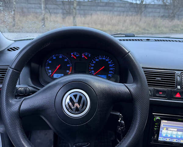 Сірий Фольксваген Гольф, об'ємом двигуна 1.6 л та пробігом 219 тис. км за 4200 $, фото 16 на Automoto.ua