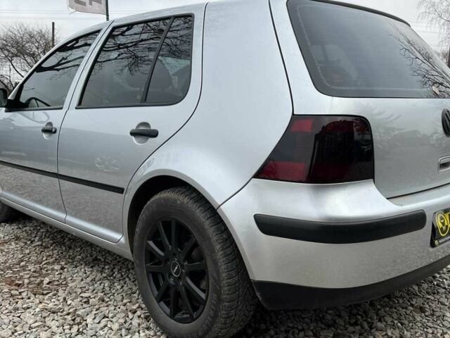 Серый Фольксваген Гольф, объемом двигателя 1.6 л и пробегом 203 тыс. км за 5700 $, фото 5 на Automoto.ua