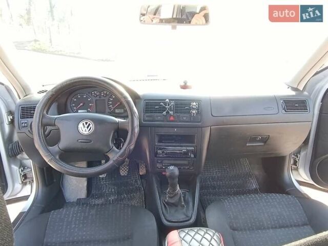 Серый Фольксваген Гольф, объемом двигателя 1.39 л и пробегом 191 тыс. км за 3700 $, фото 19 на Automoto.ua