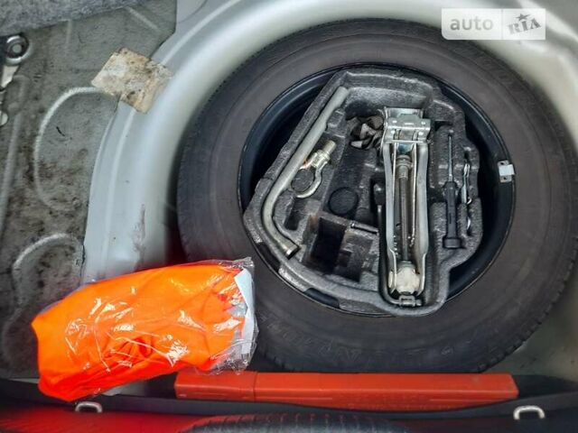 Сірий Фольксваген Гольф, об'ємом двигуна 1.6 л та пробігом 240 тис. км за 4400 $, фото 34 на Automoto.ua