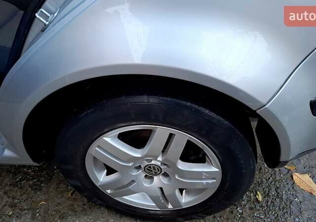 Серый Фольксваген Гольф, объемом двигателя 1.6 л и пробегом 194 тыс. км за 4800 $, фото 23 на Automoto.ua