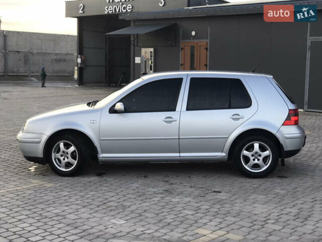 Серый Фольксваген Гольф, объемом двигателя 1.6 л и пробегом 240 тыс. км за 4599 $, фото 4 на Automoto.ua