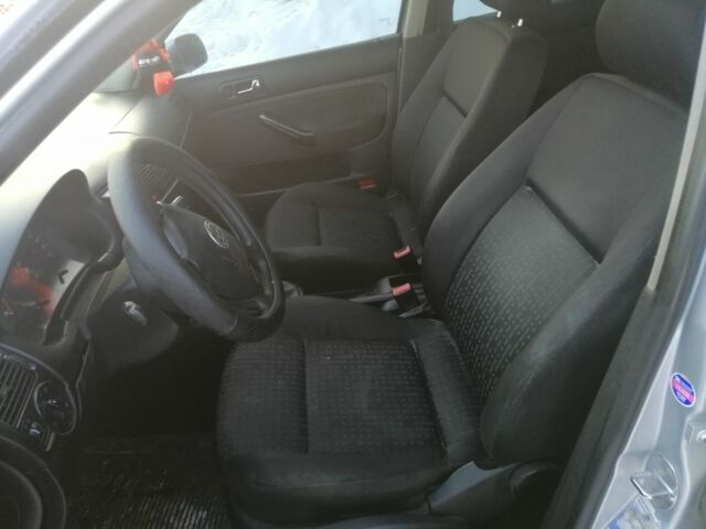 Серый Фольксваген Гольф, объемом двигателя 1.4 л и пробегом 215 тыс. км за 1550 $, фото 11 на Automoto.ua