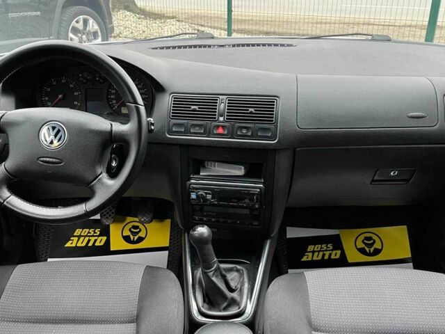 Серый Фольксваген Гольф, объемом двигателя 1.6 л и пробегом 203 тыс. км за 5700 $, фото 11 на Automoto.ua