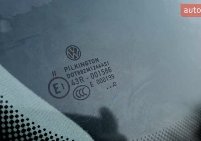 Серый Фольксваген Гольф, объемом двигателя 1.6 л и пробегом 194 тыс. км за 4800 $, фото 44 на Automoto.ua