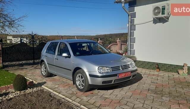 Серый Фольксваген Гольф, объемом двигателя 1.6 л и пробегом 208 тыс. км за 4850 $, фото 13 на Automoto.ua