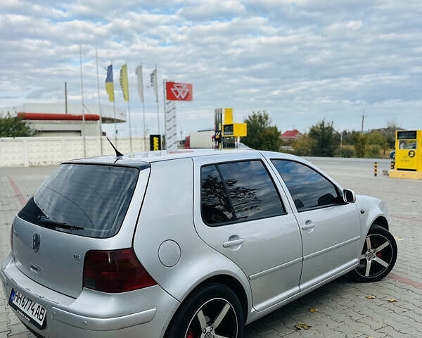 Серый Фольксваген Гольф, объемом двигателя 1.6 л и пробегом 300 тыс. км за 3800 $, фото 7 на Automoto.ua