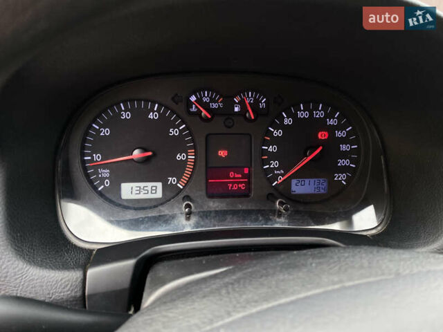 Серый Фольксваген Гольф, объемом двигателя 1.39 л и пробегом 201 тыс. км за 3699 $, фото 9 на Automoto.ua