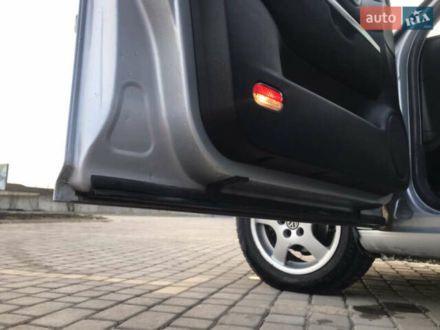 Серый Фольксваген Гольф, объемом двигателя 1.6 л и пробегом 240 тыс. км за 4599 $, фото 33 на Automoto.ua