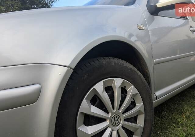 Сірий Фольксваген Гольф, об'ємом двигуна 1.9 л та пробігом 330 тис. км за 4500 $, фото 1 на Automoto.ua