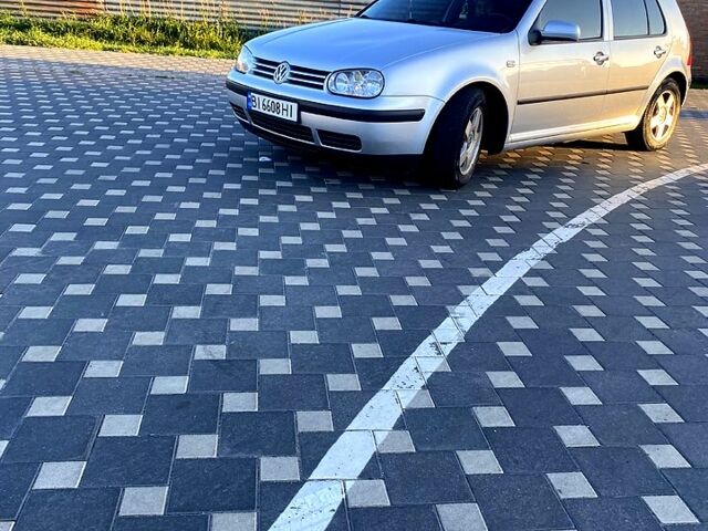 Серый Фольксваген Гольф, объемом двигателя 1.4 л и пробегом 310 тыс. км за 4100 $, фото 5 на Automoto.ua