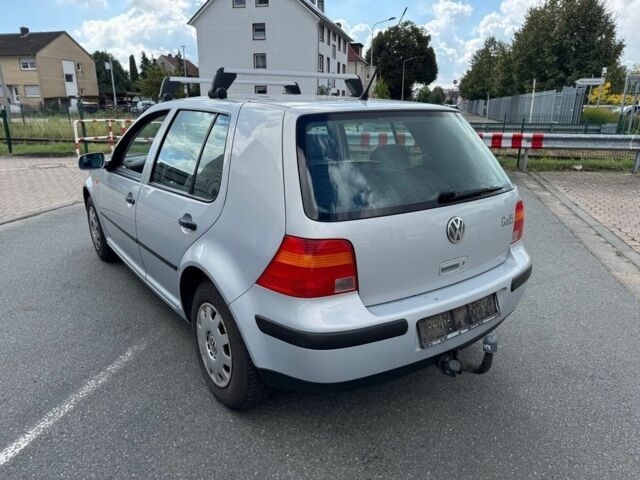 Серый Фольксваген Гольф, объемом двигателя 1.9 л и пробегом 275 тыс. км за 1190 $, фото 2 на Automoto.ua