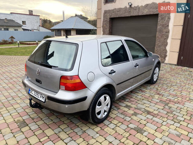 Серый Фольксваген Гольф, объемом двигателя 1.39 л и пробегом 201 тыс. км за 3699 $, фото 2 на Automoto.ua