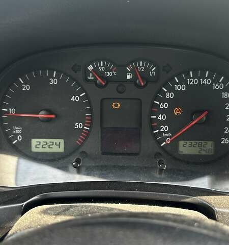 Серый Фольксваген Гольф, объемом двигателя 1.9 л и пробегом 233 тыс. км за 5150 $, фото 21 на Automoto.ua