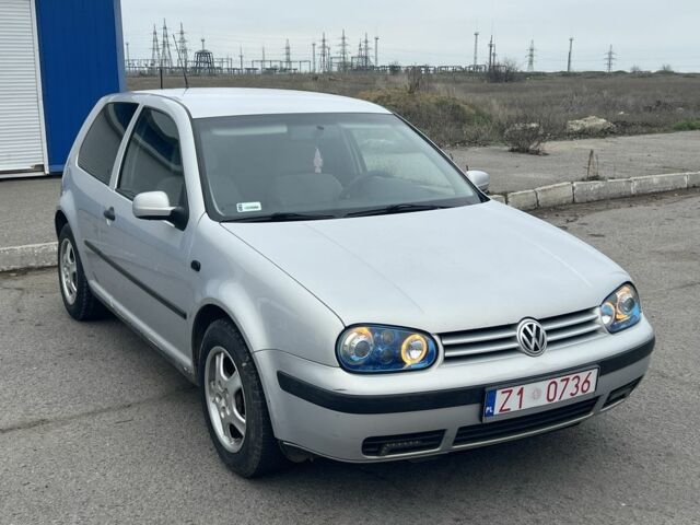 Серый Фольксваген Гольф, объемом двигателя 1.4 л и пробегом 180 тыс. км за 2750 $, фото 2 на Automoto.ua