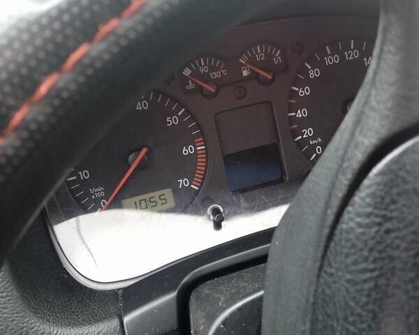 Серый Фольксваген Гольф, объемом двигателя 1.4 л и пробегом 200 тыс. км за 3990 $, фото 6 на Automoto.ua