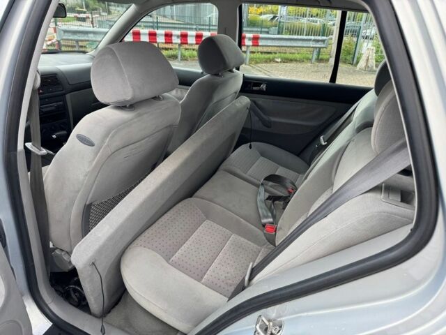 Серый Фольксваген Гольф, объемом двигателя 1.9 л и пробегом 275 тыс. км за 1190 $, фото 6 на Automoto.ua