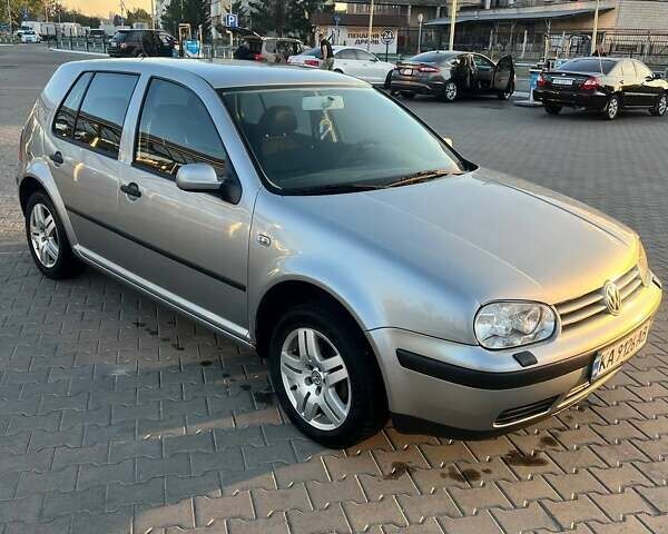 Серый Фольксваген Гольф, объемом двигателя 1.39 л и пробегом 299 тыс. км за 4200 $, фото 4 на Automoto.ua