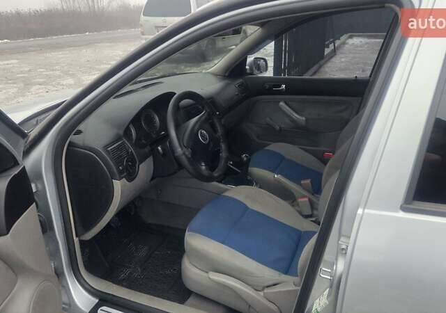 Серый Фольксваген Гольф, объемом двигателя 1.9 л и пробегом 252 тыс. км за 3600 $, фото 12 на Automoto.ua