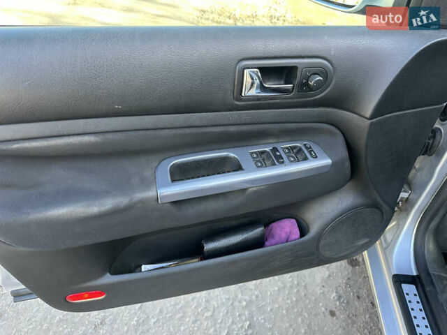 Сірий Фольксваген Гольф, об'ємом двигуна 1.39 л та пробігом 247 тис. км за 4500 $, фото 10 на Automoto.ua