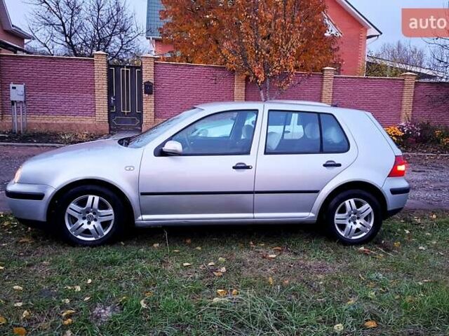 Серый Фольксваген Гольф, объемом двигателя 1.6 л и пробегом 194 тыс. км за 4800 $, фото 11 на Automoto.ua