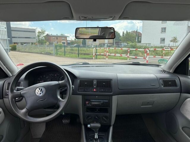 Серый Фольксваген Гольф, объемом двигателя 1.9 л и пробегом 275 тыс. км за 1190 $, фото 4 на Automoto.ua