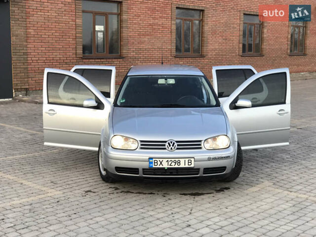 Серый Фольксваген Гольф, объемом двигателя 1.6 л и пробегом 240 тыс. км за 4599 $, фото 28 на Automoto.ua