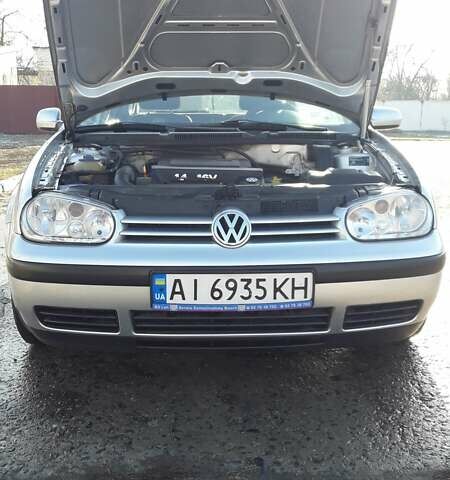 Сірий Фольксваген Гольф, об'ємом двигуна 1.39 л та пробігом 230 тис. км за 4200 $, фото 4 на Automoto.ua